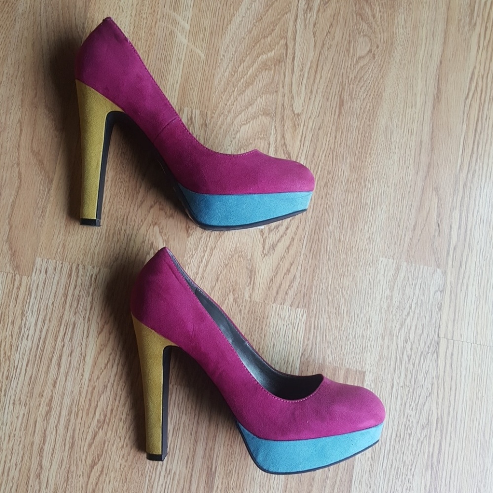 Guess Color Block Microsuede Brand 7.5 - image 3